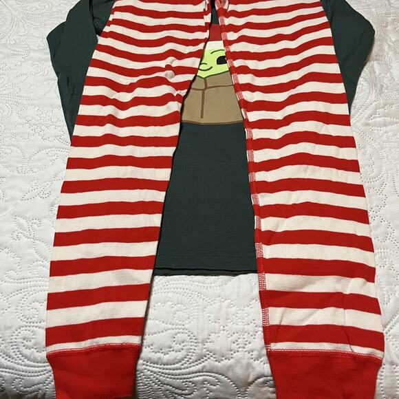 Hanna Andersson Grogu PJ Set Size 10 - Picture 4 of 9